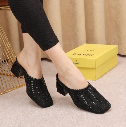 سلبرات slippers